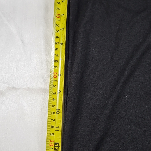 SHEIN Black Short Sleeve Tee with Pink Ghostface Phone "NO YOU HAND UP " Graphic - Picture 9 of 11